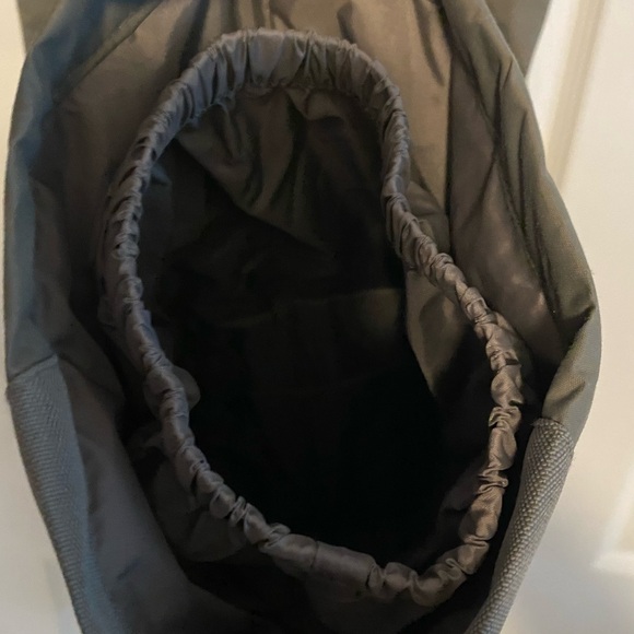 Grey Columbia snow bib for kids size medium (10-12) - Picture 4 of 8